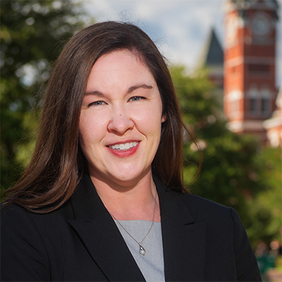 Dorothy Thompson Headshot